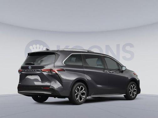 2025 Toyota Sienna Platinum 7 Passenger