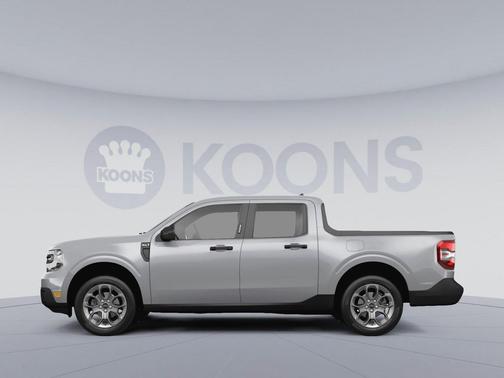 ICONIC SILVER METALLIC 2024 Ford Maverick XLT