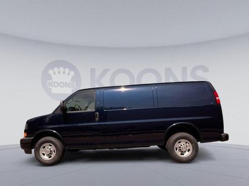 2025 Chevrolet Express 2500 RWD 2500 Regular Wheelbase WT