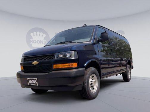2025 Chevrolet Express 2500 RWD 2500 Regular Wheelbase WT