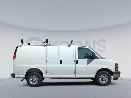 2025 Chevrolet Express 2500 RWD 2500 Regular Wheelbase WT