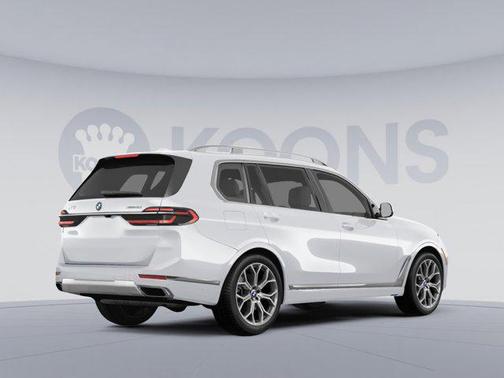 2025 BMW X7 xDrive40i