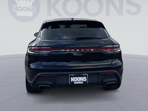 2024 Porsche Macan Base