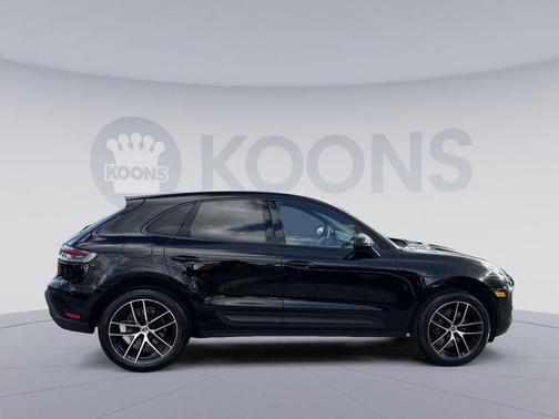 2024 Porsche Macan Base