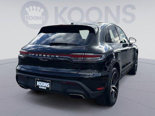 2024 Porsche Macan Base