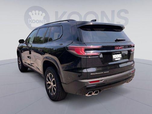 2025 GMC Acadia AWD AT4