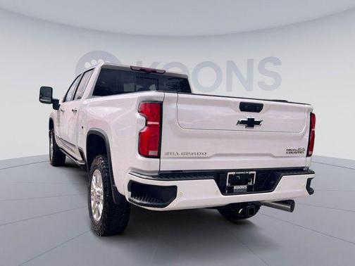 2025 Chevrolet Silverado 2500 High Country