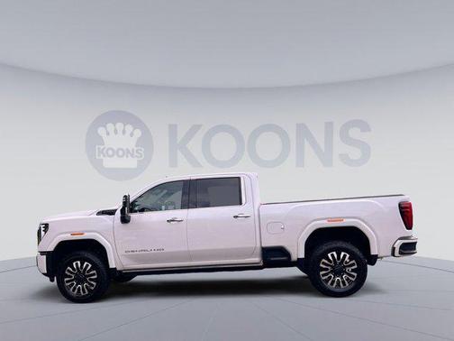2025 GMC Sierra 3500 Denali