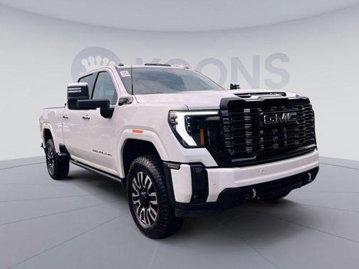 2025 GMC Sierra 3500 Denali
