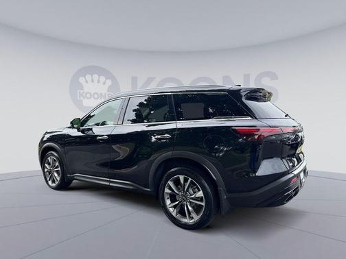 Mineral Black 2023 INFINITI QX60 Luxe
