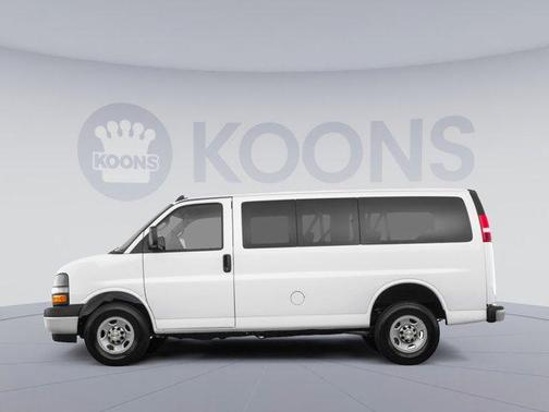 2025 Chevrolet Express 2500 RWD 2500 Regular Wheelbase WT