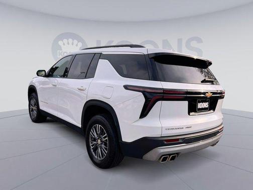2024 Chevrolet Traverse LT