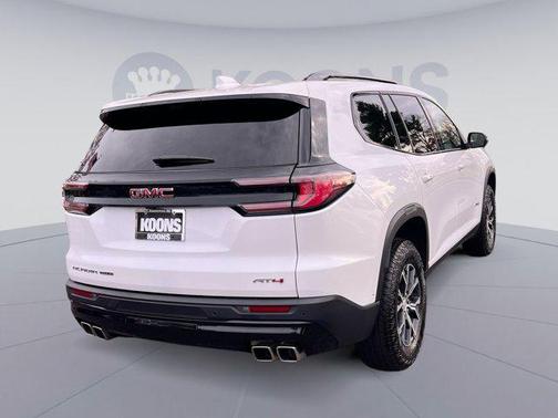 2024 GMC Acadia AWD AT4