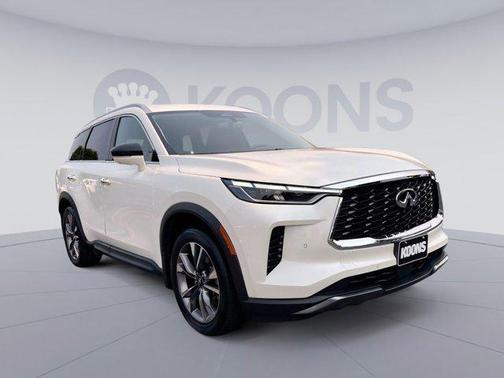 2022 INFINITI QX60 Luxe