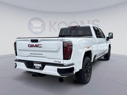 2025 GMC Sierra 2500 AT4