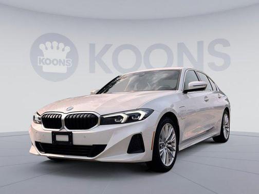 2024 BMW 330e Base