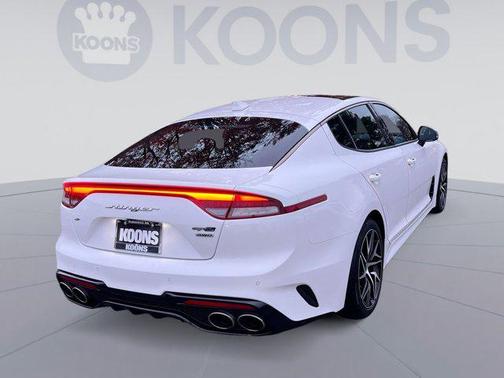 2022 Kia Stinger GT-Line