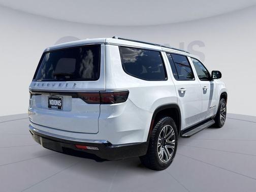 Bright White Clearcoat 2023 Jeep Wagoneer Series I 4x4
