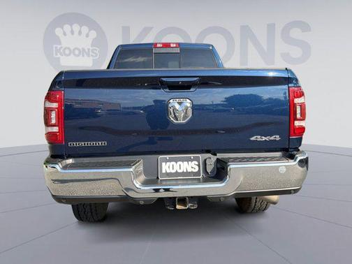 Patriot Blue Pearlcoat 2021 RAM 2500 Big Horn Crew Cab 4x4 6'4' Box
