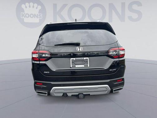 2023 Honda Pilot AWD Elite