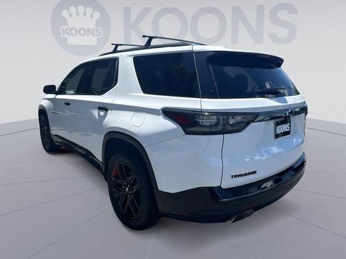 Summit White 2018 Chevrolet Traverse Premier