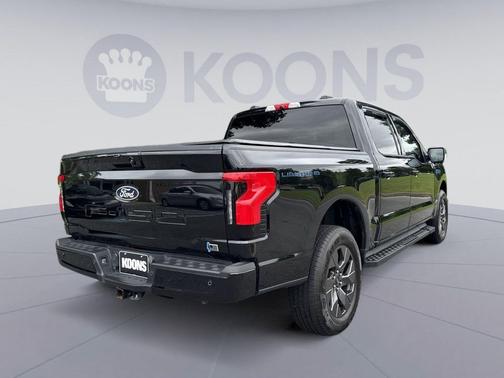 AGATE BLACK METALLIC 2024 Ford F-150 Lightning Flash