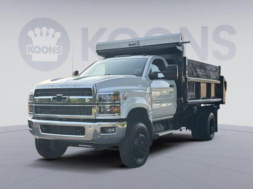 Summit White 2024 Chevrolet Silverado 1500 1WT