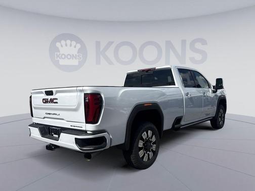 Glacier White Tricoat 2026 GMC Sierra 3500 Denali