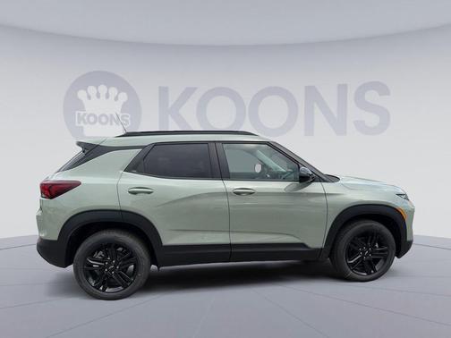 Cacti Green 2026 Chevrolet Trailblazer LT
