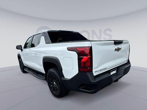 Summit White 2024 Chevrolet Silverado EV Work Truck