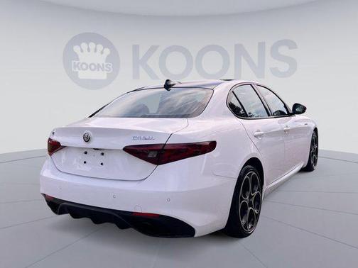 2022 Alfa Romeo Giulia Veloce