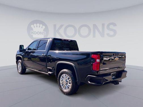 2022 Chevrolet Silverado 2500 High Country