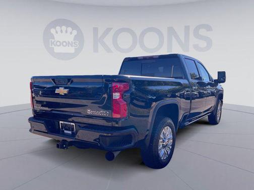 2022 Chevrolet Silverado 2500 High Country
