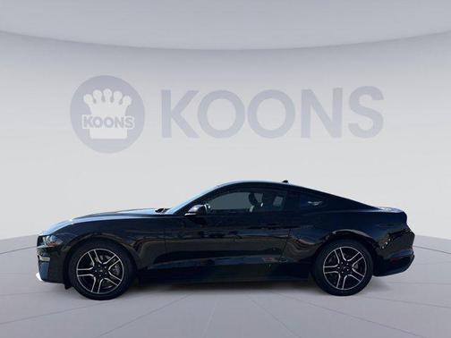 2022 Ford Mustang EcoBoost