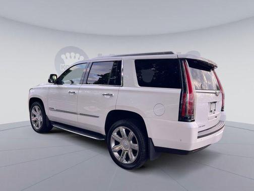 2017 Cadillac Escalade Luxury