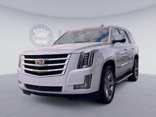 2017 Cadillac Escalade Luxury