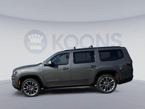 Baltic Gray Metallic Clearcoat 2022 Jeep Wagoneer Series III 4x4