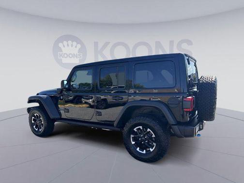 Black Clearcoat 2025 Jeep Wrangler 4xe Rubicon
