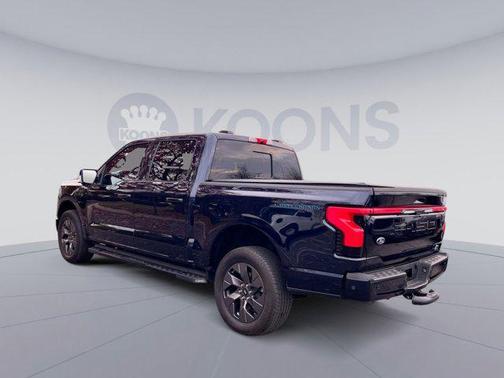 2023 Ford F-150 Lightning LARIAT