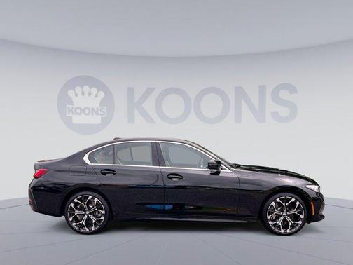 2025 BMW 330 i xDrive