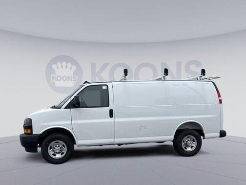 2025 Chevrolet Express 2500 RWD 2500 Regular Wheelbase WT