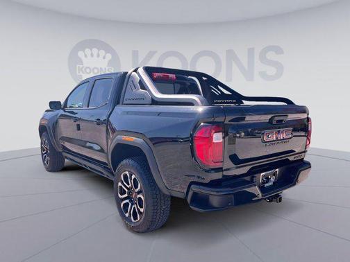 2025 GMC Canyon Base