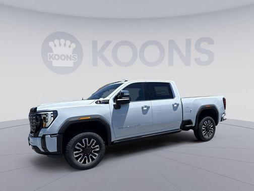Glacier White Tricoat 2026 GMC Sierra 2500 Denali Ultimate