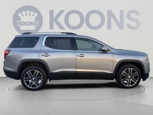 Sterling Metallic 2023 GMC Acadia AWD SLT