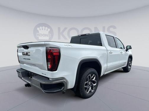 Summit White 2026 GMC Sierra 1500 SLE