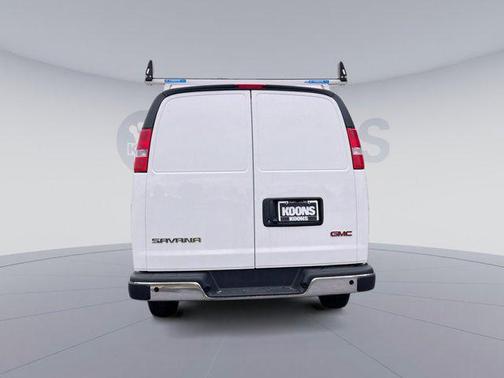 2025 GMC Savana 2500 Work Van
