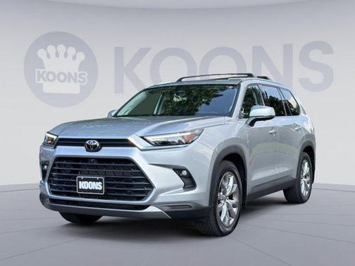 Celestial Silver Metallic 2024 Toyota Grand Highlander XLE