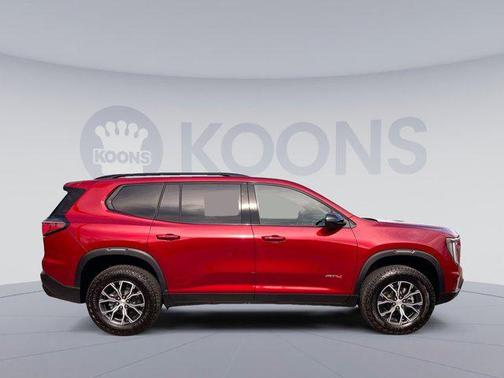 2025 GMC Acadia AWD AT4