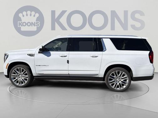 Glacier White Tricoat 2027 GMC Yukon XL Denali