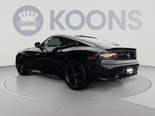 Black Diamond Pearl 2024 Nissan Z Performance Manual